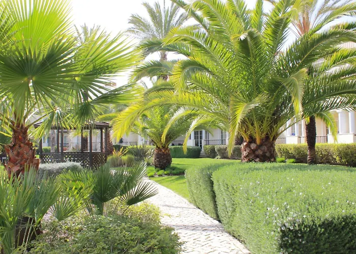 Luxury 3 Bedroom On Gated Complex Lägenhet