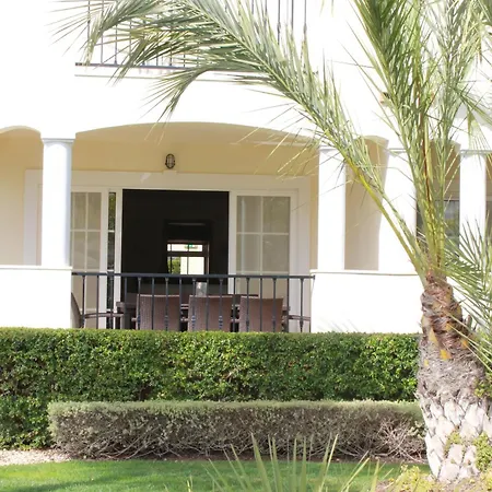 Apartament Palmyra D3 - Spacious On Gated Complex, Sol Algarve