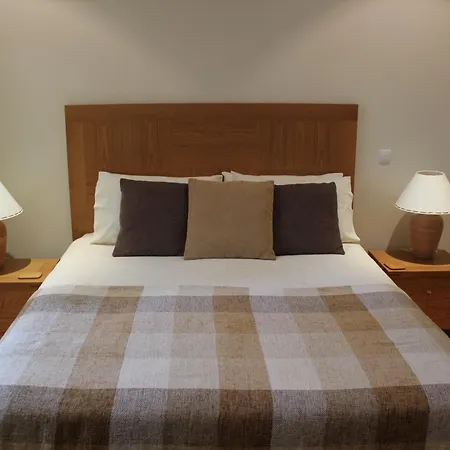 Luxury 3 Bedroom On Gated Complex Apartment