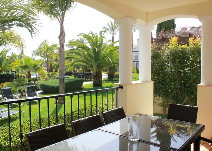 Luxury 3 Bedroom On Gated Complex * Картейра