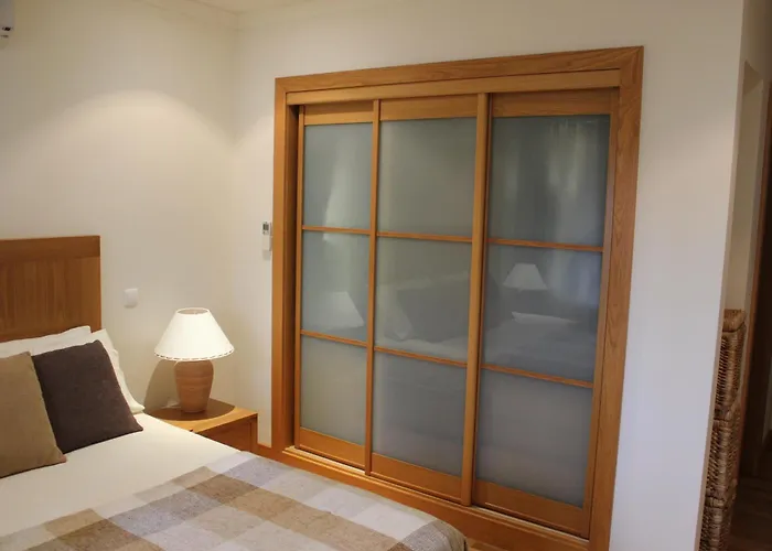 Luxury 3 Bedroom On Gated Complex Картейра