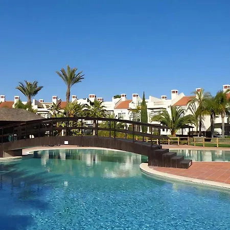 Lägenhet Luxury 3 Bedroom On Gated Complex Quarteira